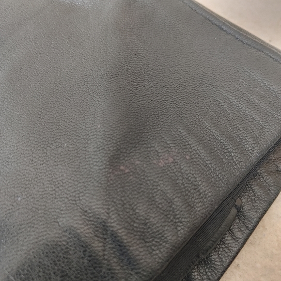 Danier Skirt in💯% genuine leather - Picture 10 of 10